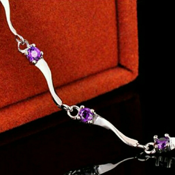 🎀Purple CZ .925 Plated Twisted Link Bracelet - Picture 2 of 3